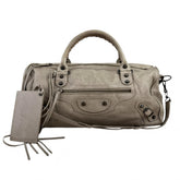 balenciaga-classic-city-papyrus-veau-calfskin-bag-front