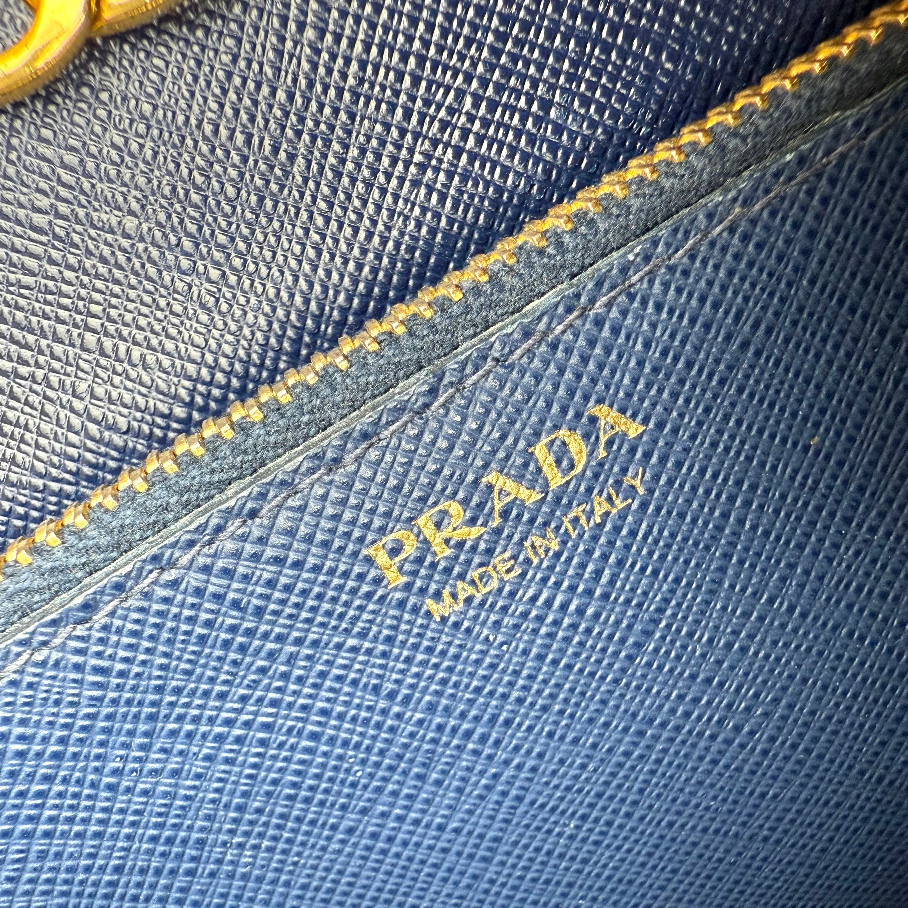 Prada Blue Saffiano Metal Shoulder Bag Prada Blue Saffiano Metal Shoulder Bag