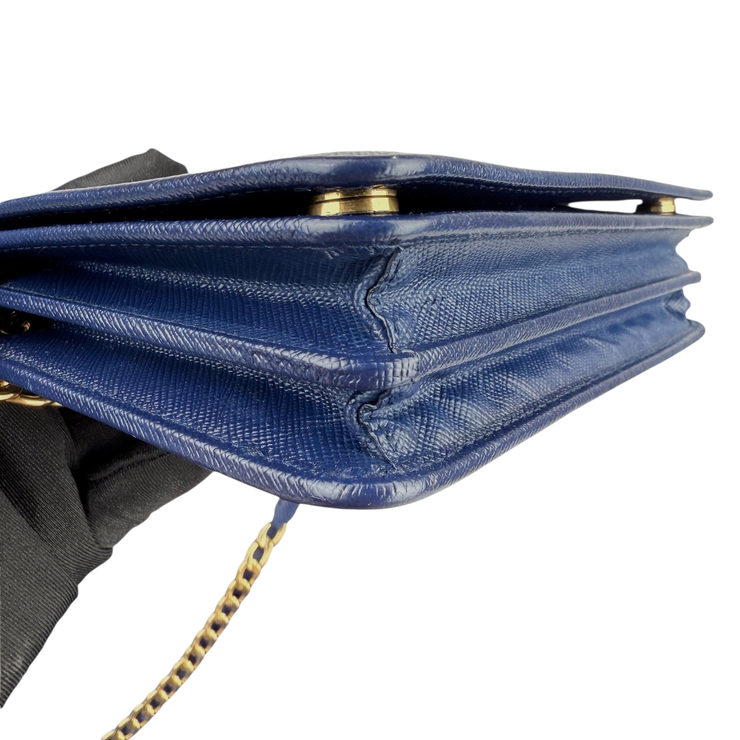 Prada Blue Saffiano Metal Shoulder Bag Prada Blue Saffiano Metal Shoulder Bag