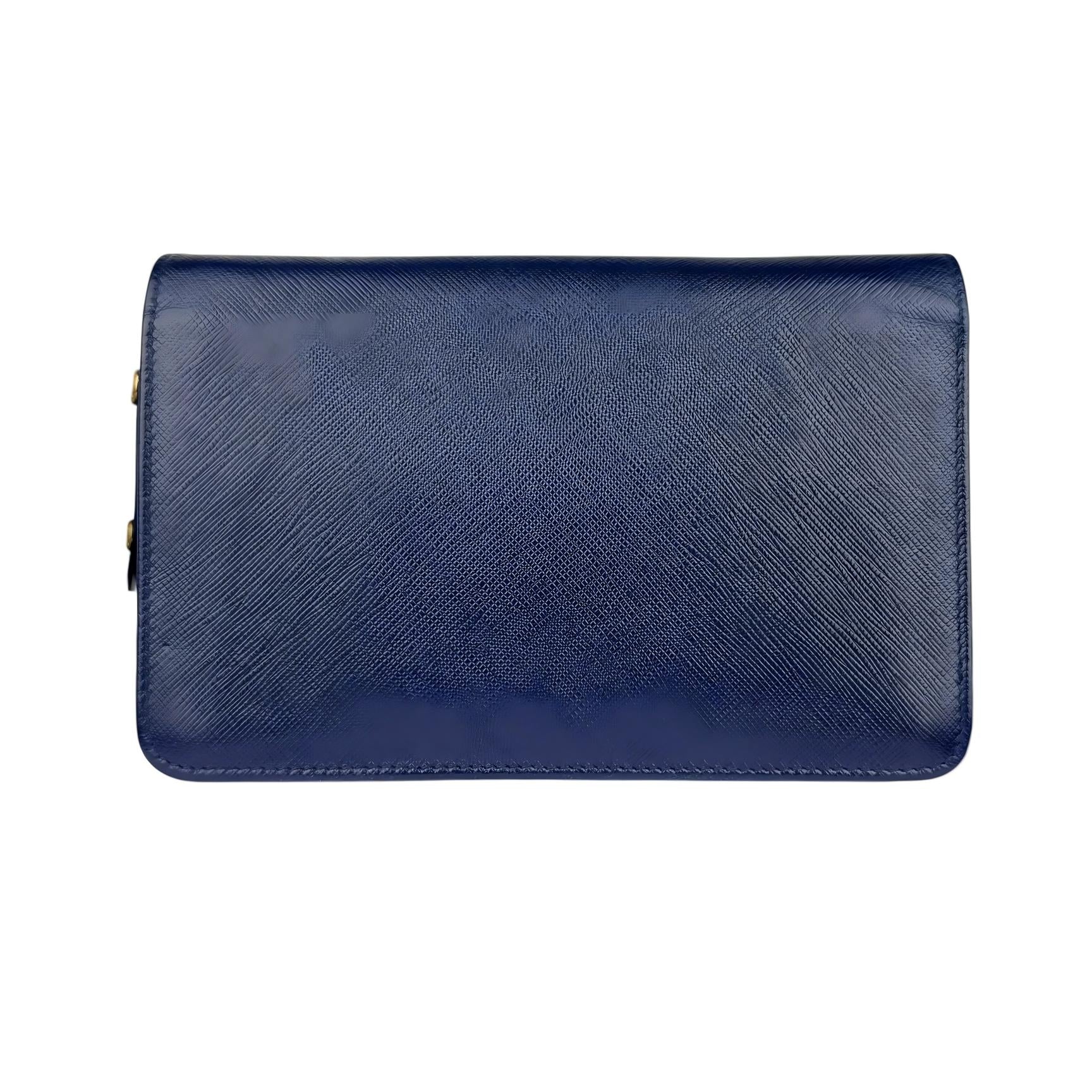 Prada Blue Saffiano Metal Shoulder Bag Prada Blue Saffiano Metal Shoulder Bag