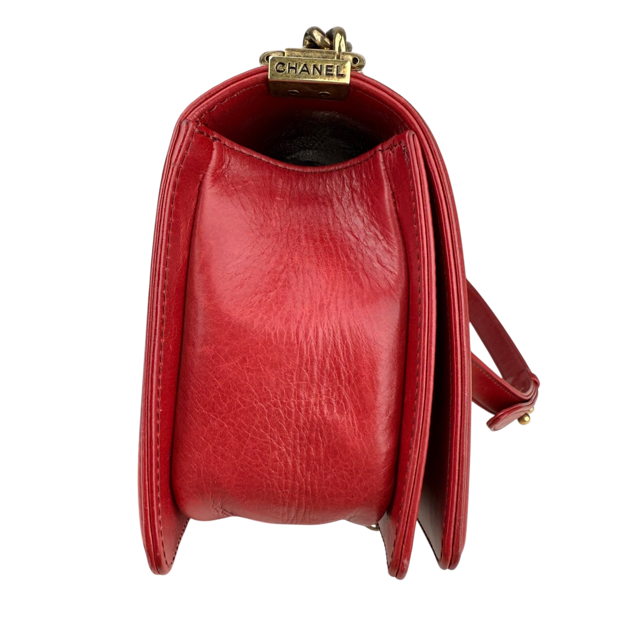 Chanel Boy Chanel Matelasse Chain Flap Shoulder Bag Leather Red Chanel Boy Chanel Matelasse Chain Flap Shoulder Bag Leather Red