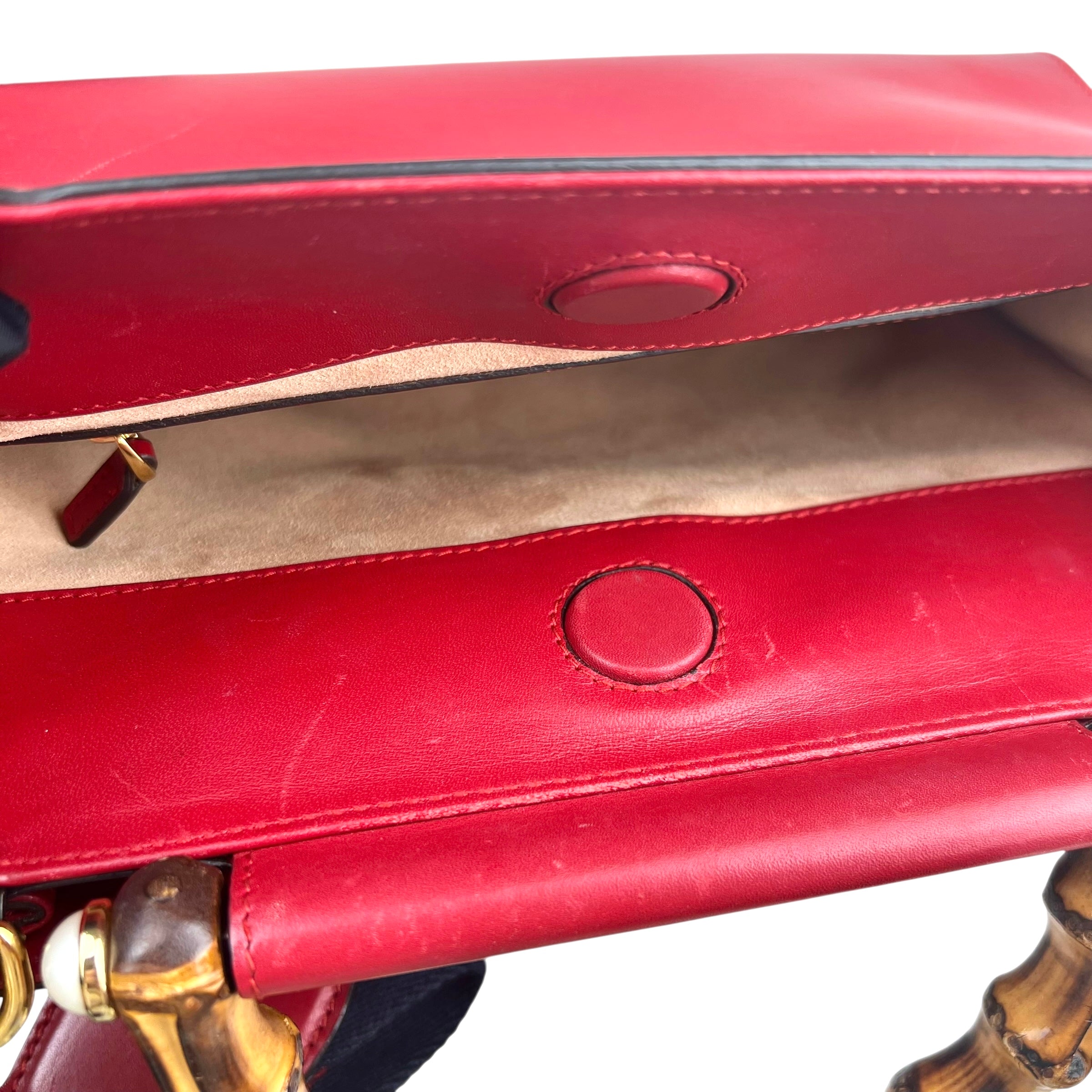 Gucci Red Smooth Calfskin Leather Nymphaea Medium Top Handle Bag Gucci Red Smooth Calfskin Leather Nymphaea Medium Top Handle Bag