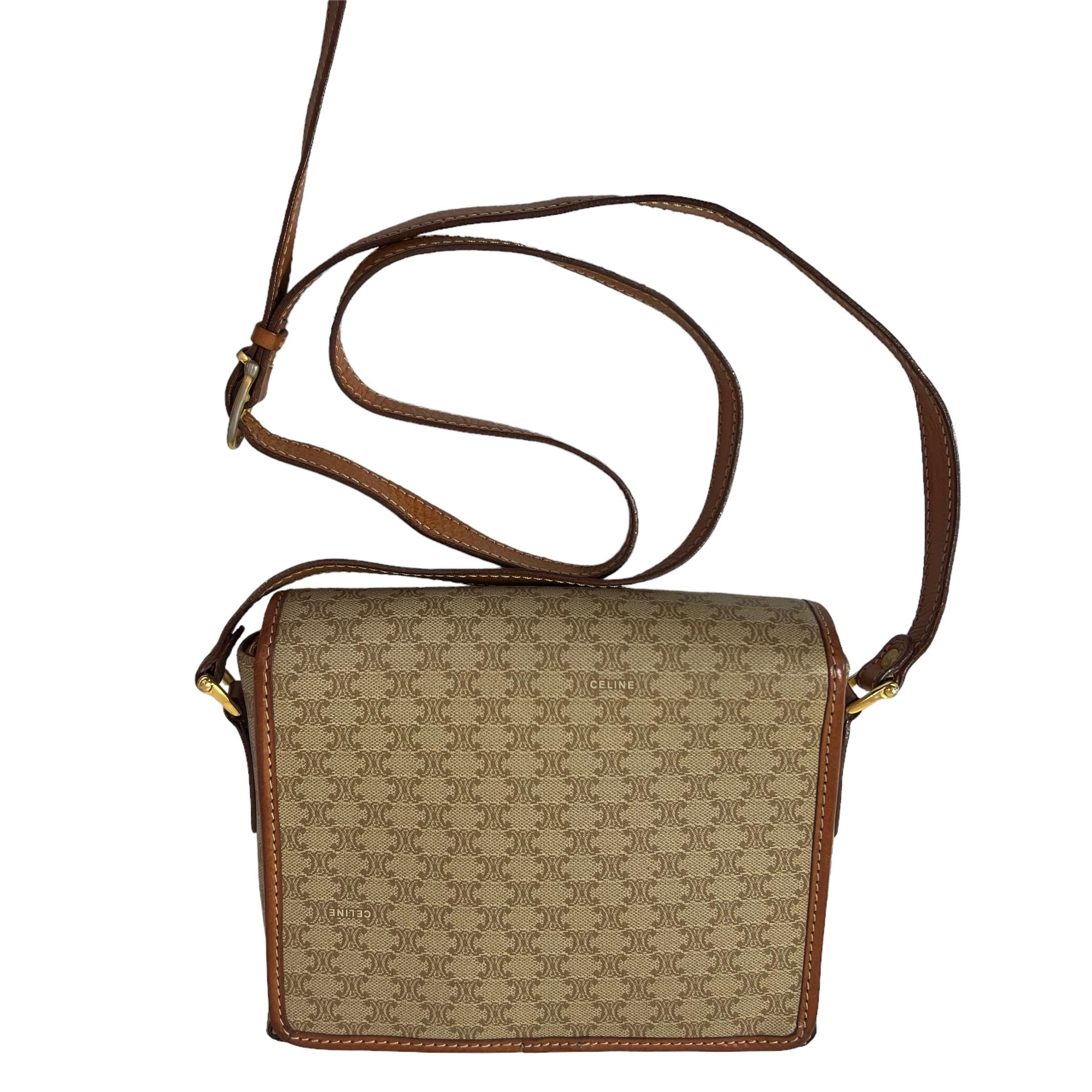 Celine Triomphe Leather Handbag - Loop Vintage