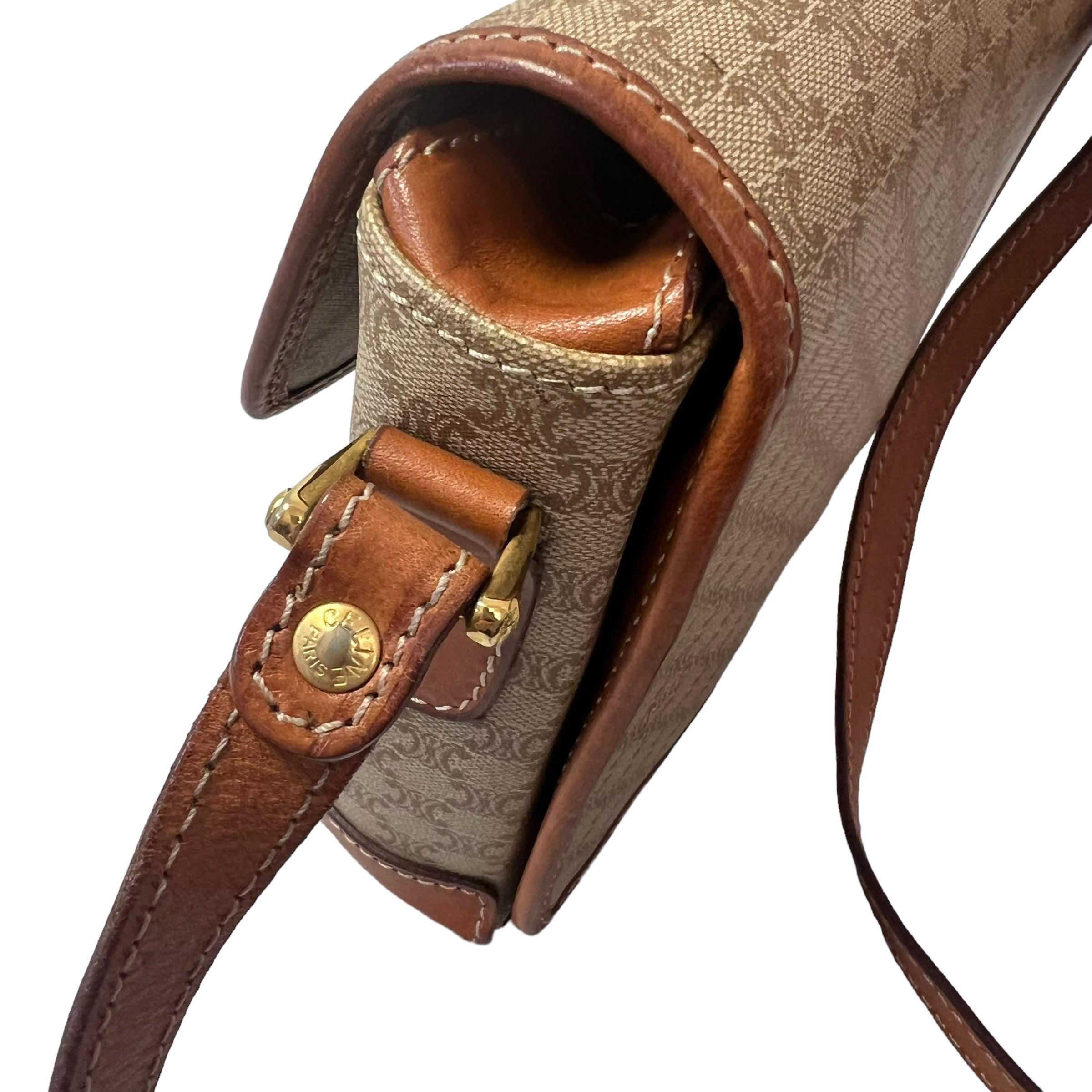 Celine Triomphe Leather Handbag - Loop Vintage