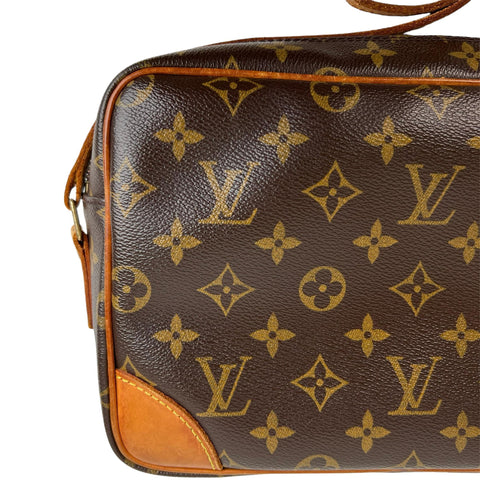 Louis Vuitton Reporter Cloth Handbag