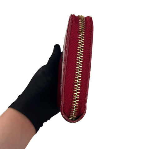 Louis Vuitton Zippy Leather Wallet