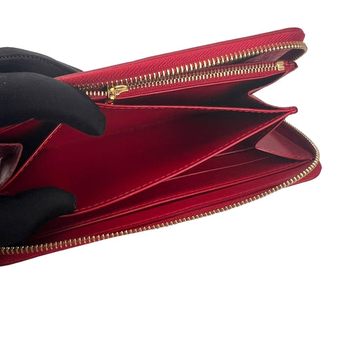 Louis Vuitton Zippy Leather Wallet