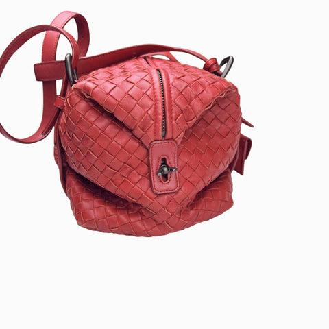 Bottega Veneta Montaigne leather handbag