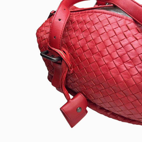 Bottega Veneta Montaigne leather handbag
