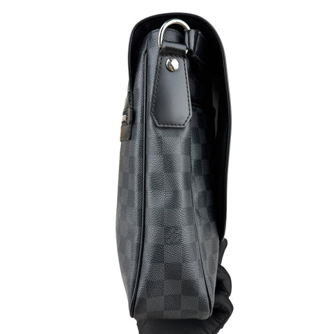 Louis Vuitton Damier Graphite Canvas Daniel MM Messenger Bag