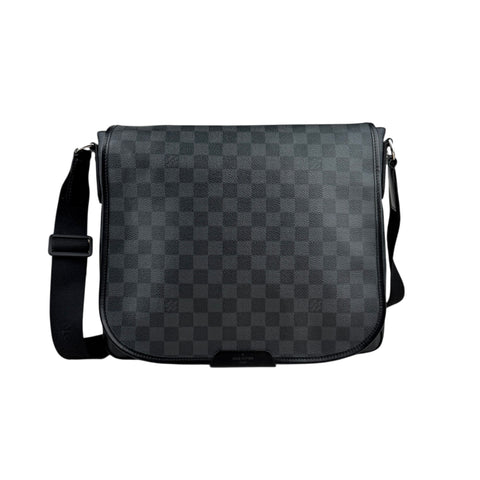 Louis Vuitton Damier Graphite Canvas Daniel MM Messenger Bag
