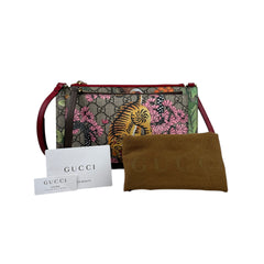 gucci-gg-supreme-bengal-blooms-crossbody-bag-back