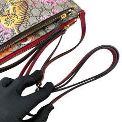 Pre-owned gucci-gg-supreme-bengal-blooms-crossbody-bag-front