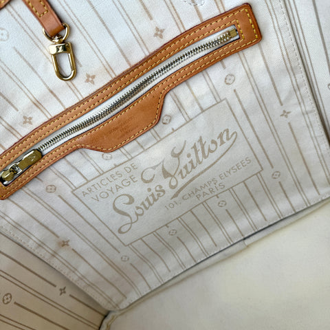 Louis Vuitton Neverfull Tote MM White Canvas Damier Azur