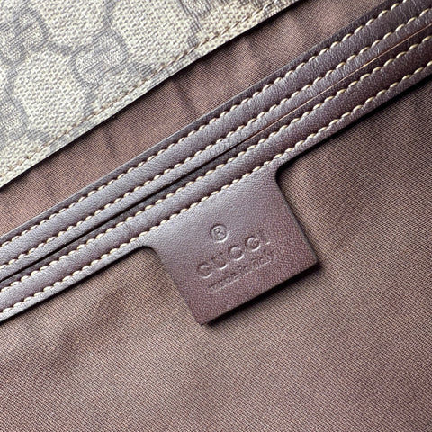 Gucci Messenger Monogram GG Supreme Beige