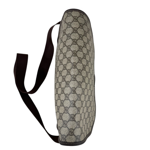 Gucci Messenger Monogram GG Supreme Beige