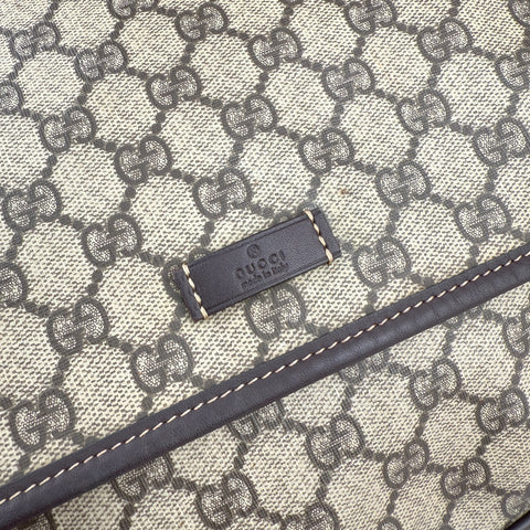 Gucci Messenger Monogram GG Supreme Beige
