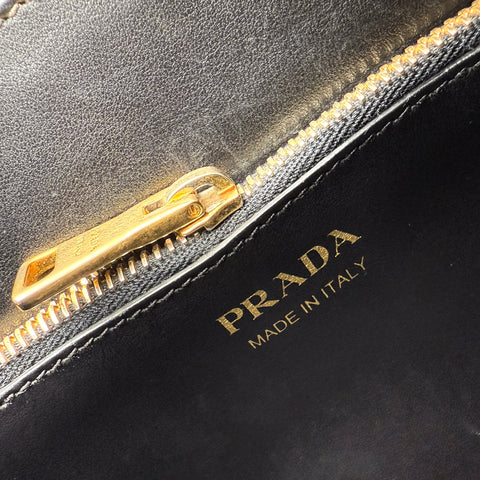 Prada Signature Esplanade leather handbag