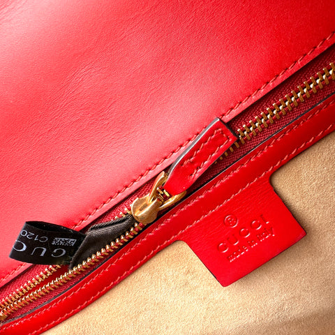 Gucci Sylvie Shoulder Bag Medium Red Leather