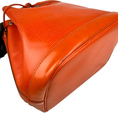 Pre-owned louis-vuitton-paris-lv-noe-epi-orange-leather-womens-drawstring-bucket-bag-front-view