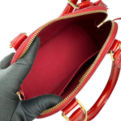 Pre-owned louis-vuitton-alma-bb-vernis-front-view