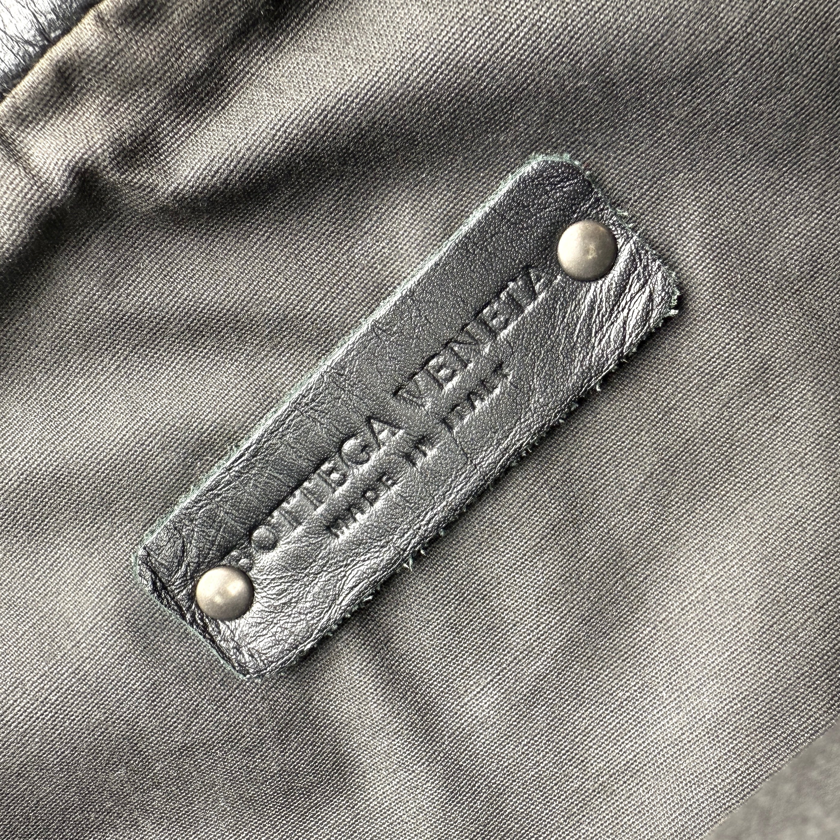 Pre-owned bottega-veneta-intrecciato-messenger-bag-front