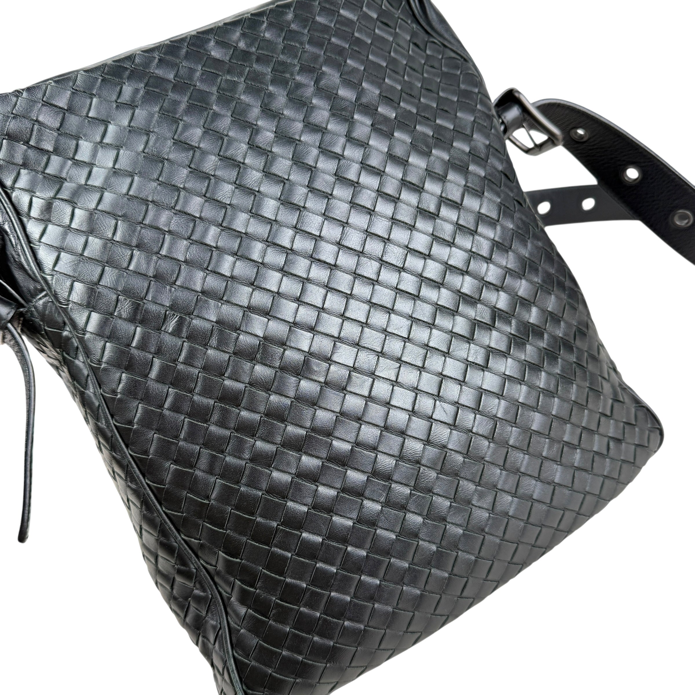 Pre-owned bottega-veneta-intrecciato-messenger-bag-front