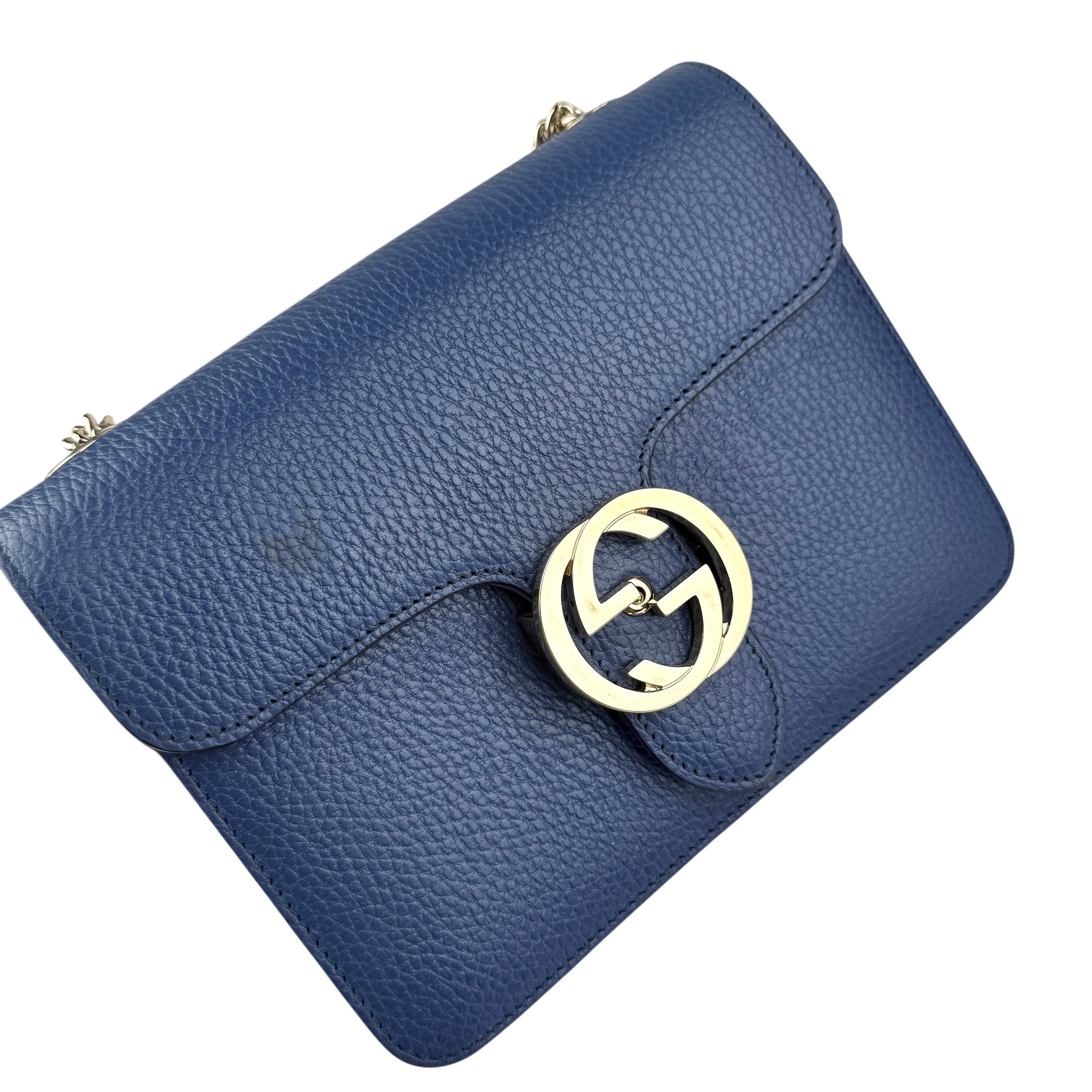 Pre-owned gucci-blue-leather-medium-interlocking-gg-shoulder-bag-front