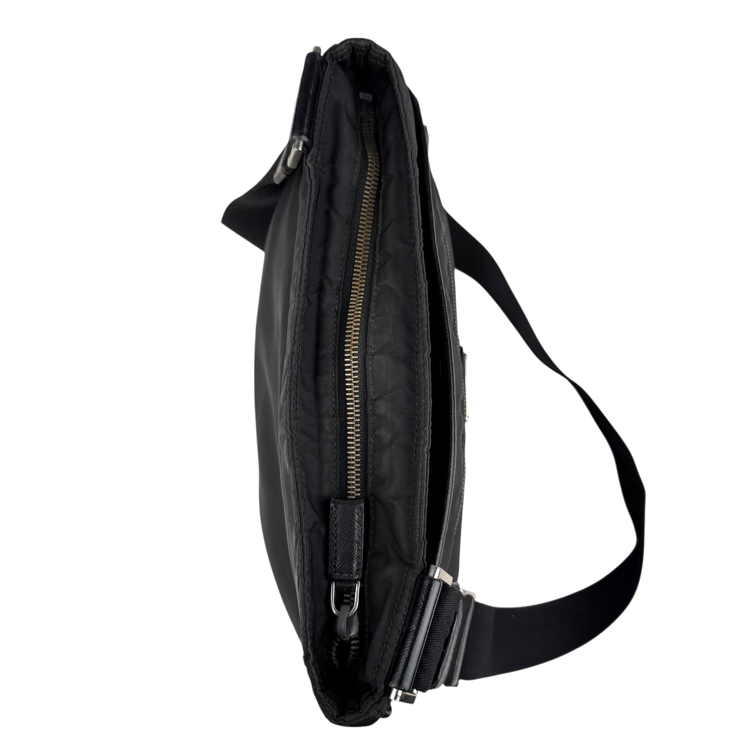 Pre-owned prada-milano-black-re-nylon-saffiano-leather-crossbody-shoulder-bag-front