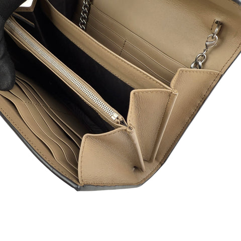 Gucci Dionysus wallet on chain