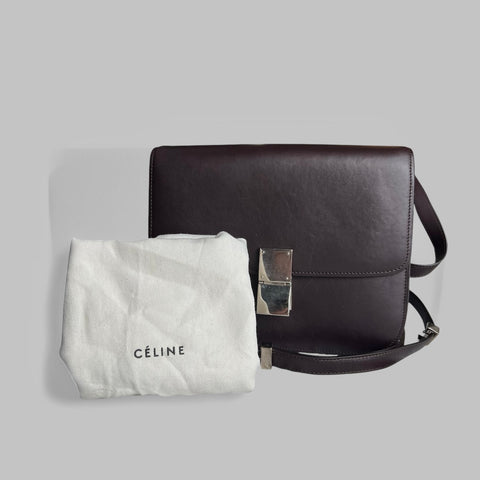Celine Céline Classic Box shoulder bag in burgundy leather Collector Square