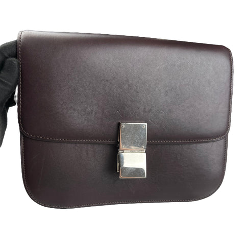 Celine Céline Classic Box shoulder bag in burgundy leather Collector Square