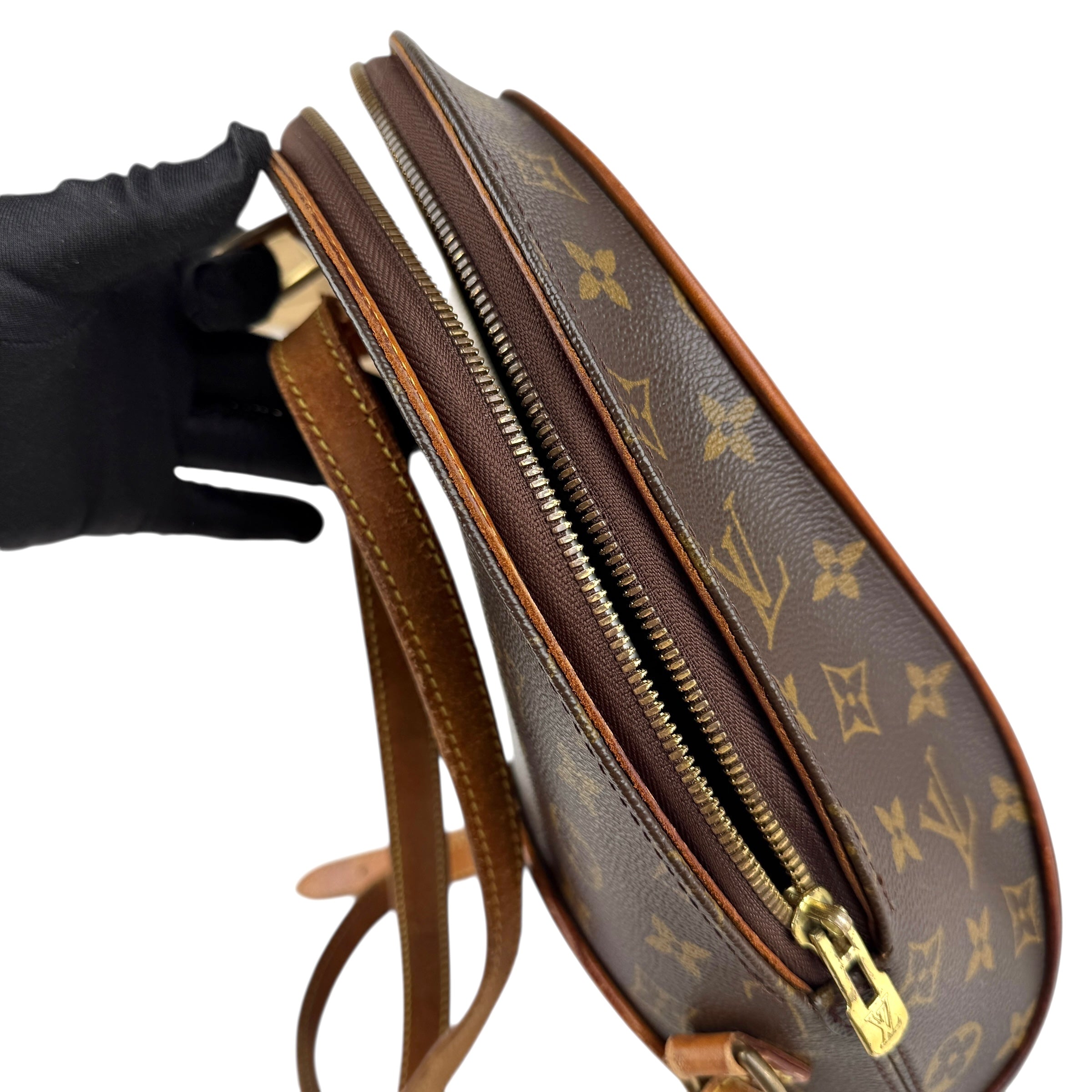 Pre-owned louis-vuitton-ellipse-backpack