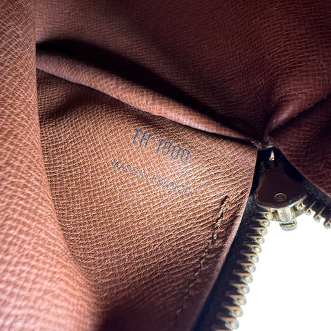 Pre-owned louis-vuitton-neo-papillon-duffle-brown-leather