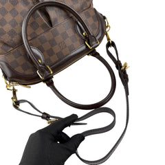 Pre-owned louis-vuitton-trevi-damier-handbag