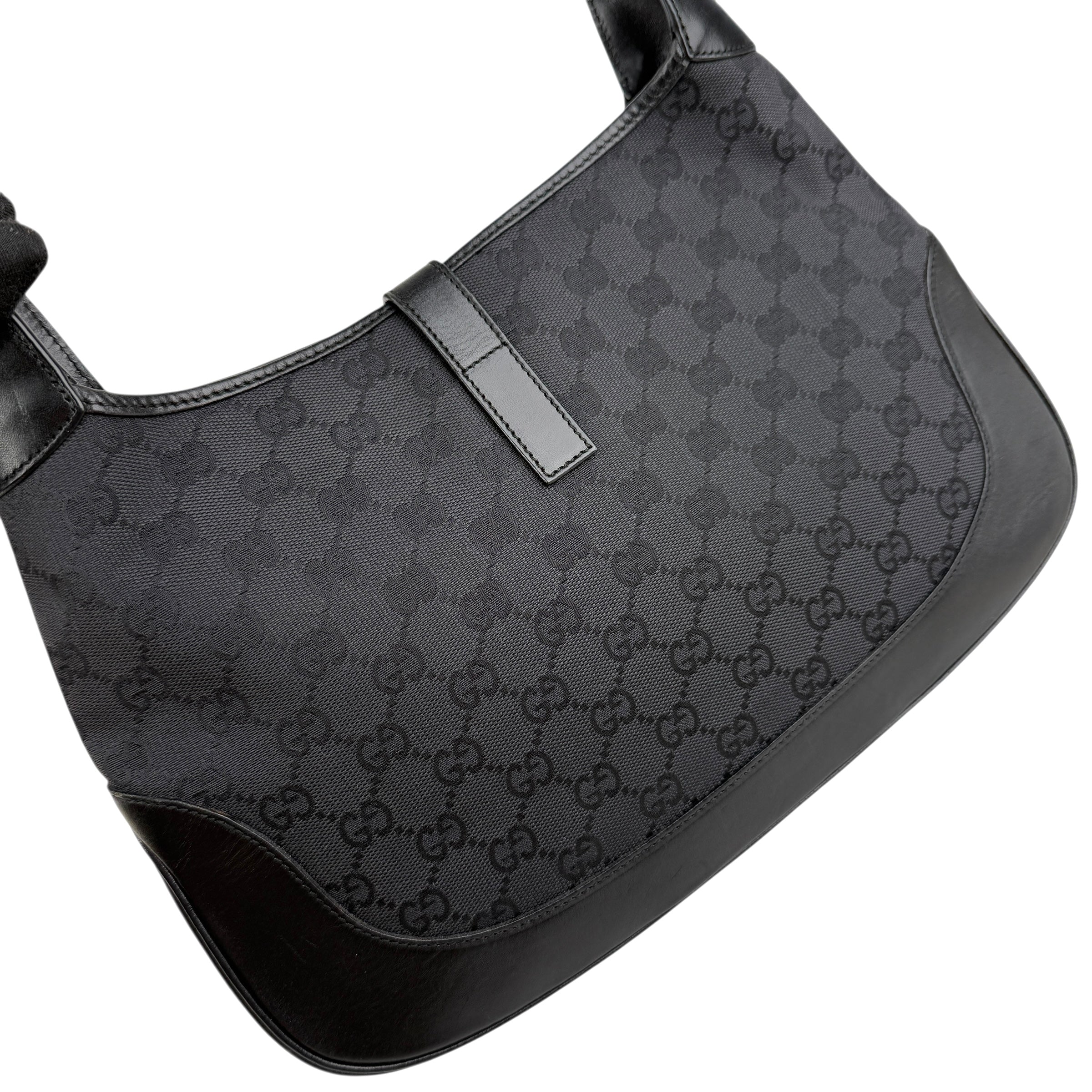 Pre-owned gucci-jackie-gg-canvas-shoulder-handbag