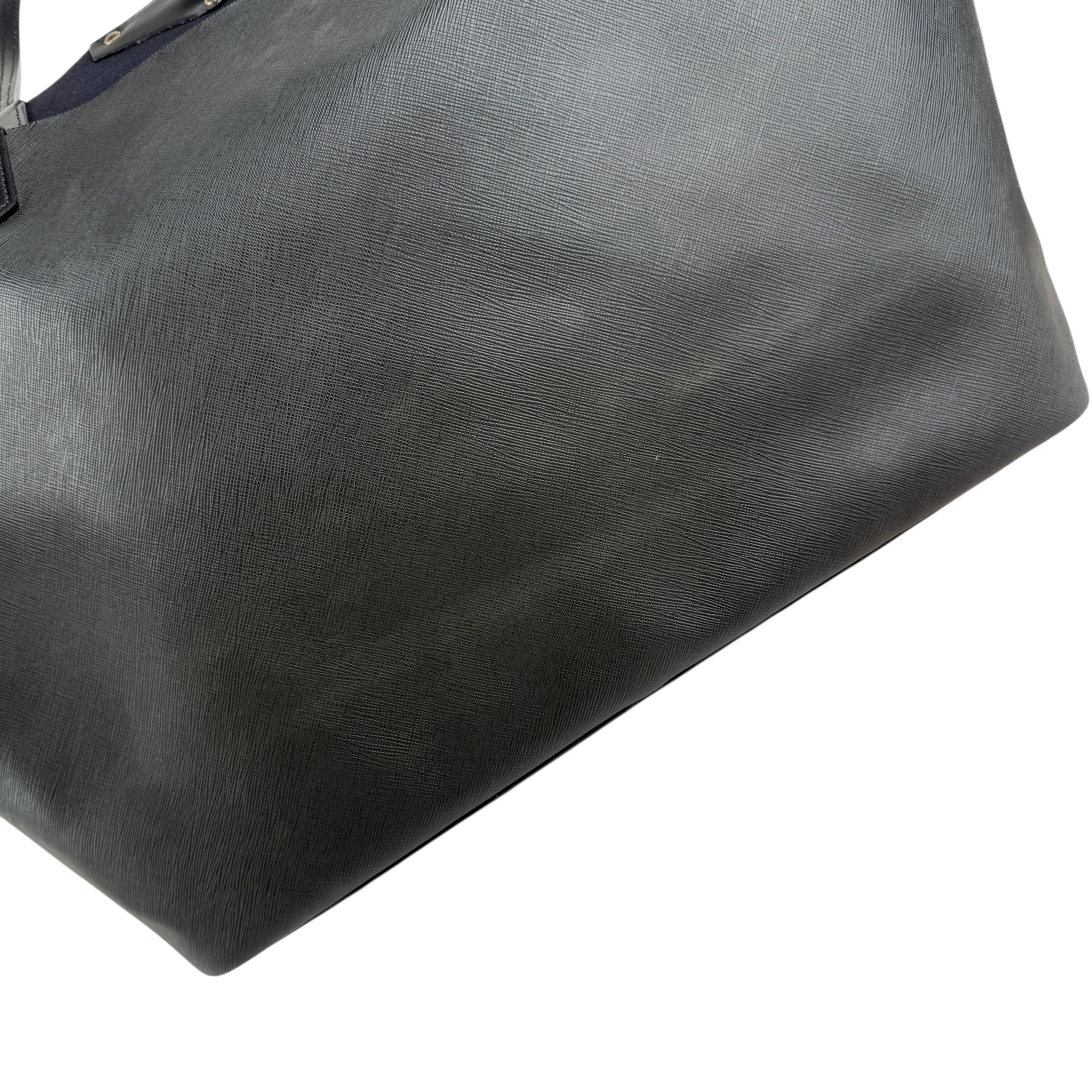 Pre-owned givenchy-antigona-bambi-tote-handbag