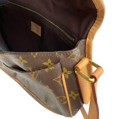 Pre-owned louis-vuitton-menilmontant-monogram-shoulder-bag
