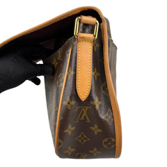 Pre-owned louis-vuitton-menilmontant-monogram-shoulder-bag