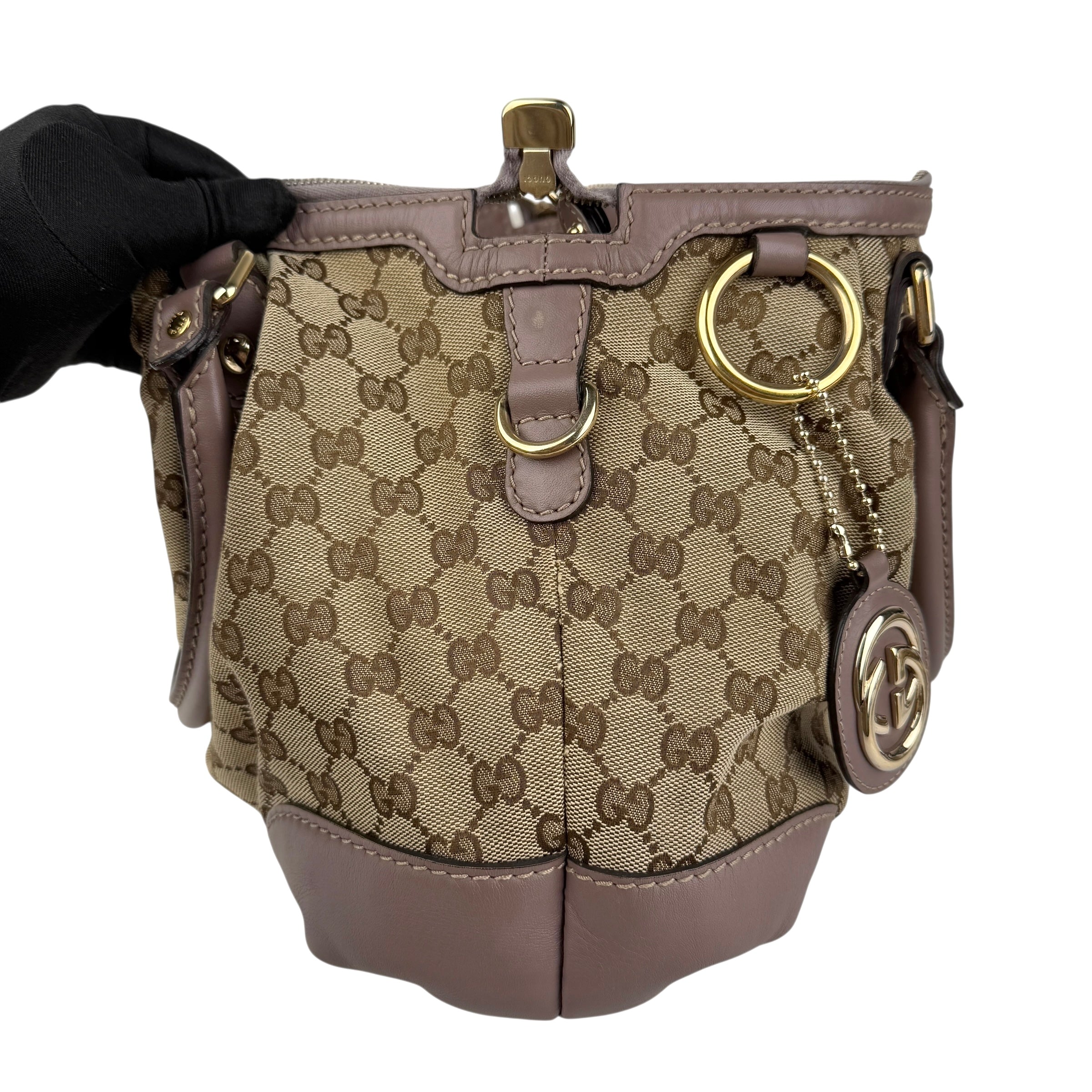 Pre-owned gucci-gg-canvas-sukey-top-handle-handbag-beige-purple