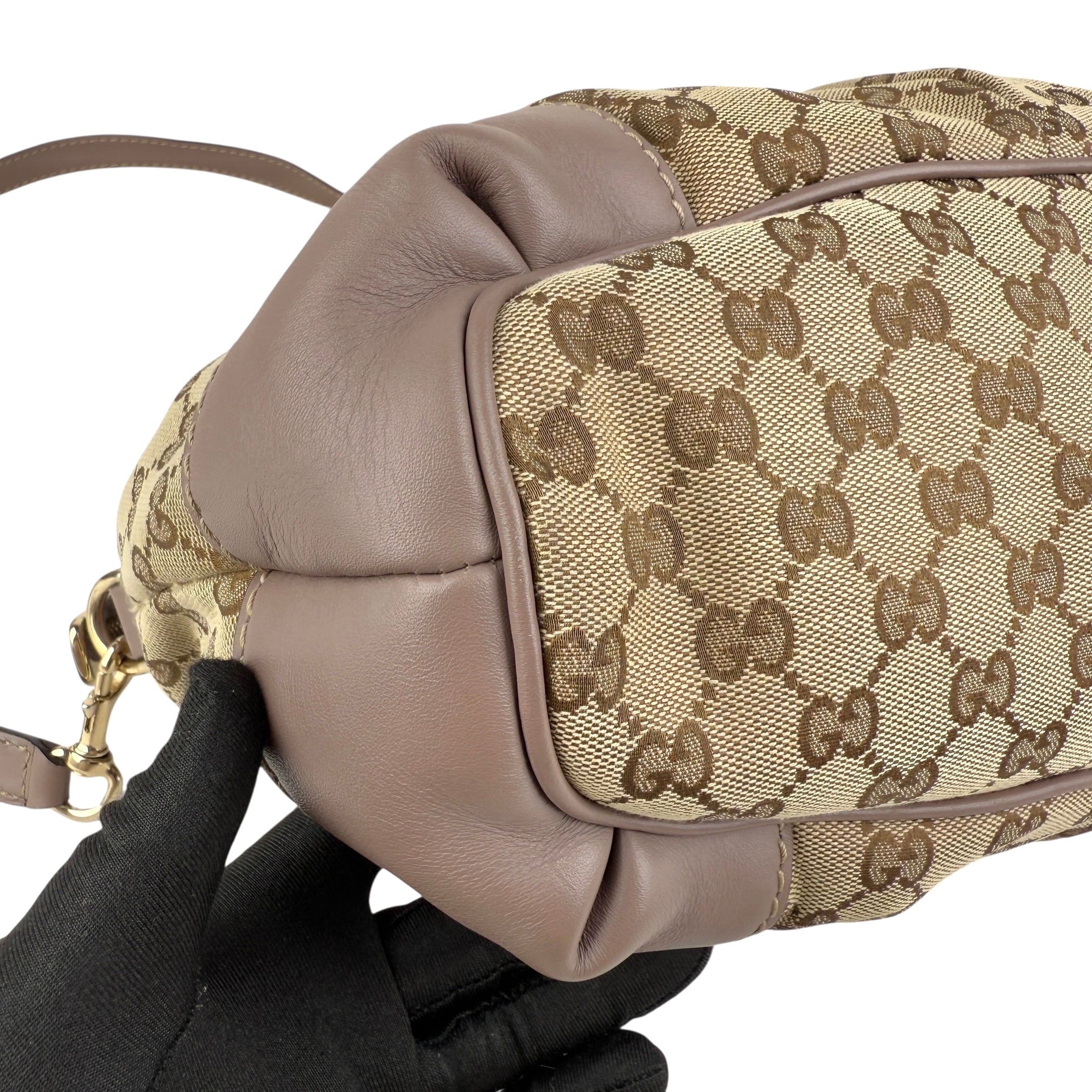 Pre-owned gucci-gg-canvas-sukey-top-handle-handbag-beige-purple