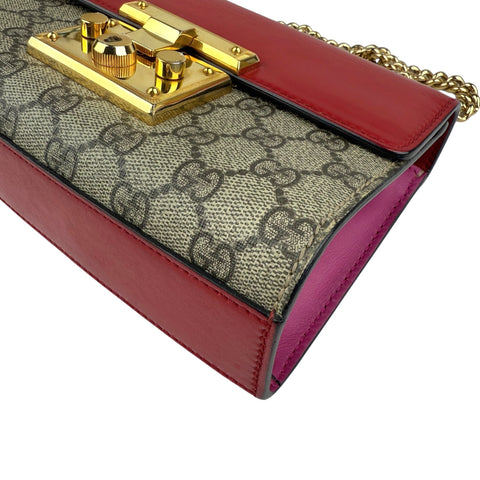 Pre-owned gucci-padlock-gg-supreme-chain-shoulder-bag