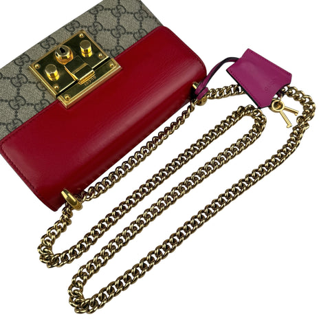 Pre-owned gucci-padlock-gg-supreme-chain-shoulder-bag