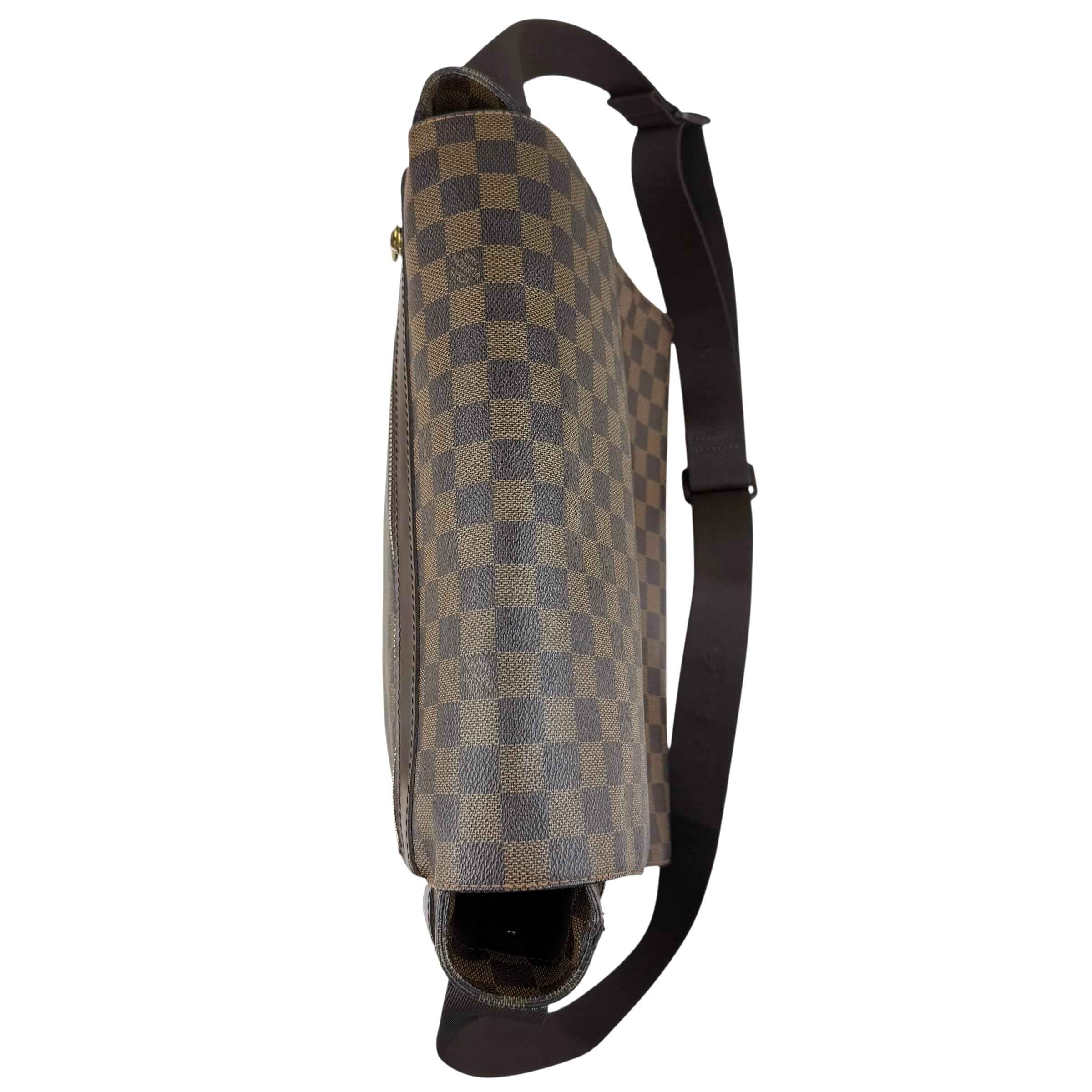 Louis Vuitton Damier Bastille Shoulder Bag