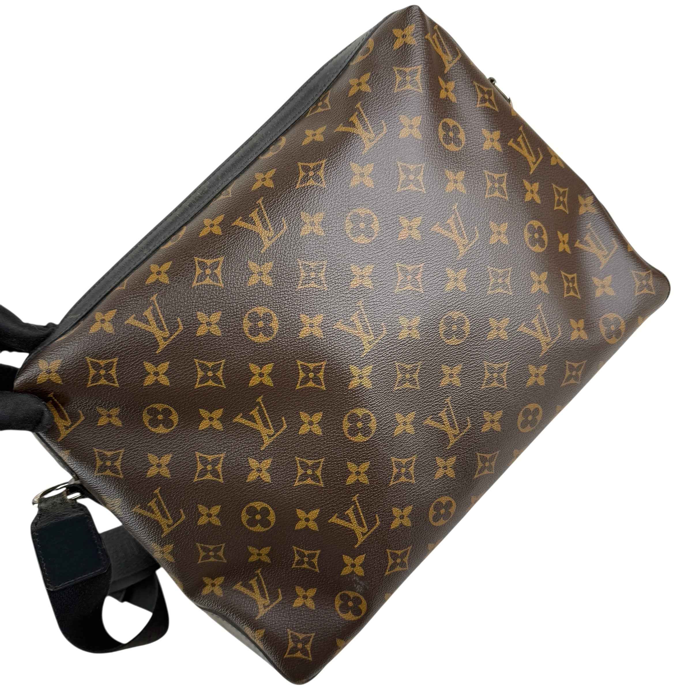 Louis Vuitton Torres Messenger shoulder bag