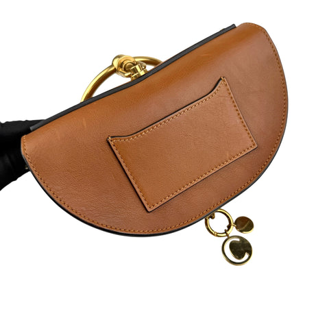 Pre-owned chloe-tan-leather-small-nile-bracelet-minaudiere