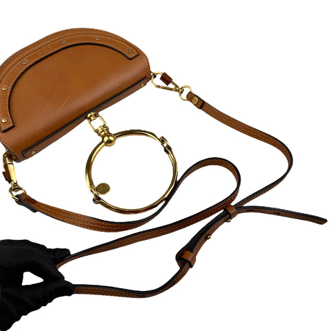 Pre-owned chloe-tan-leather-small-nile-bracelet-minaudiere