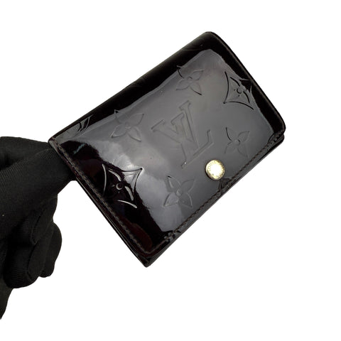 Pre-owned Louis Vuitton Amarante Monogram Vernis Card Holder