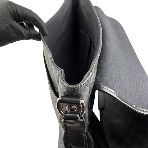 Louis Vuitton Daniel Messenger Bag