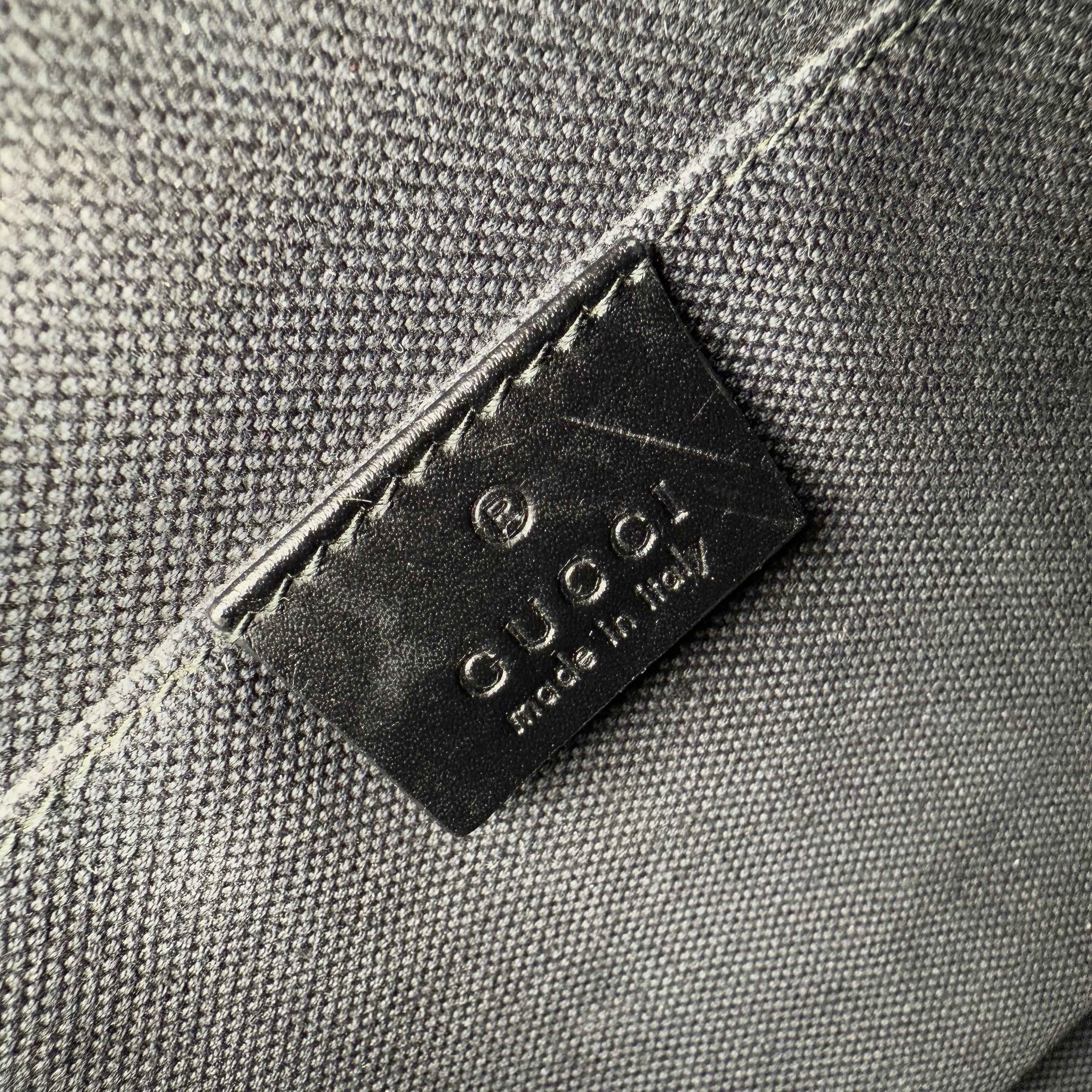 Gucci GG Supreme Web Zipped Pouch